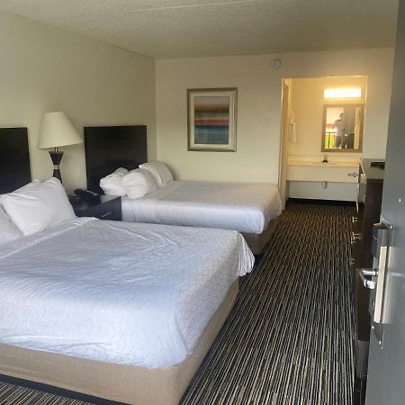 Budgetel Hotel Walterboro Buitenkant foto